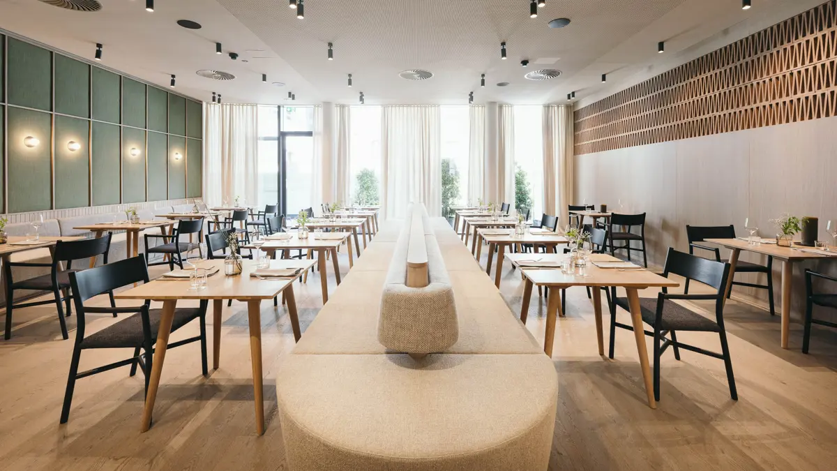 Hotel Ullrhaus St Anton Dining Room 3