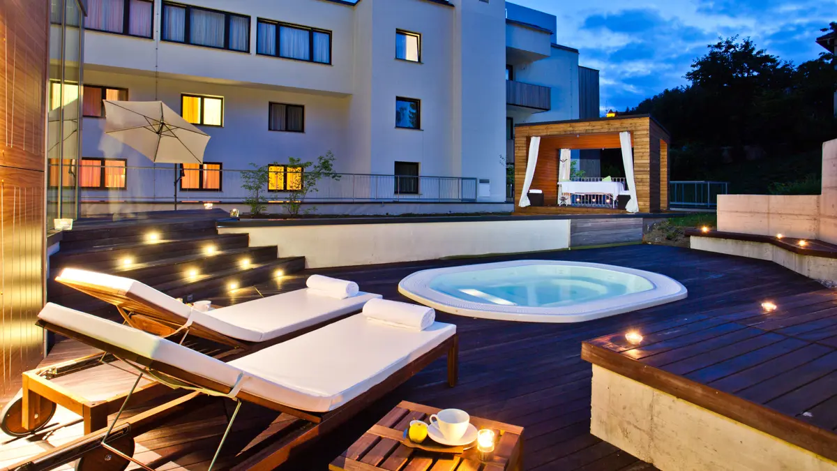 Welllness Exterior 3