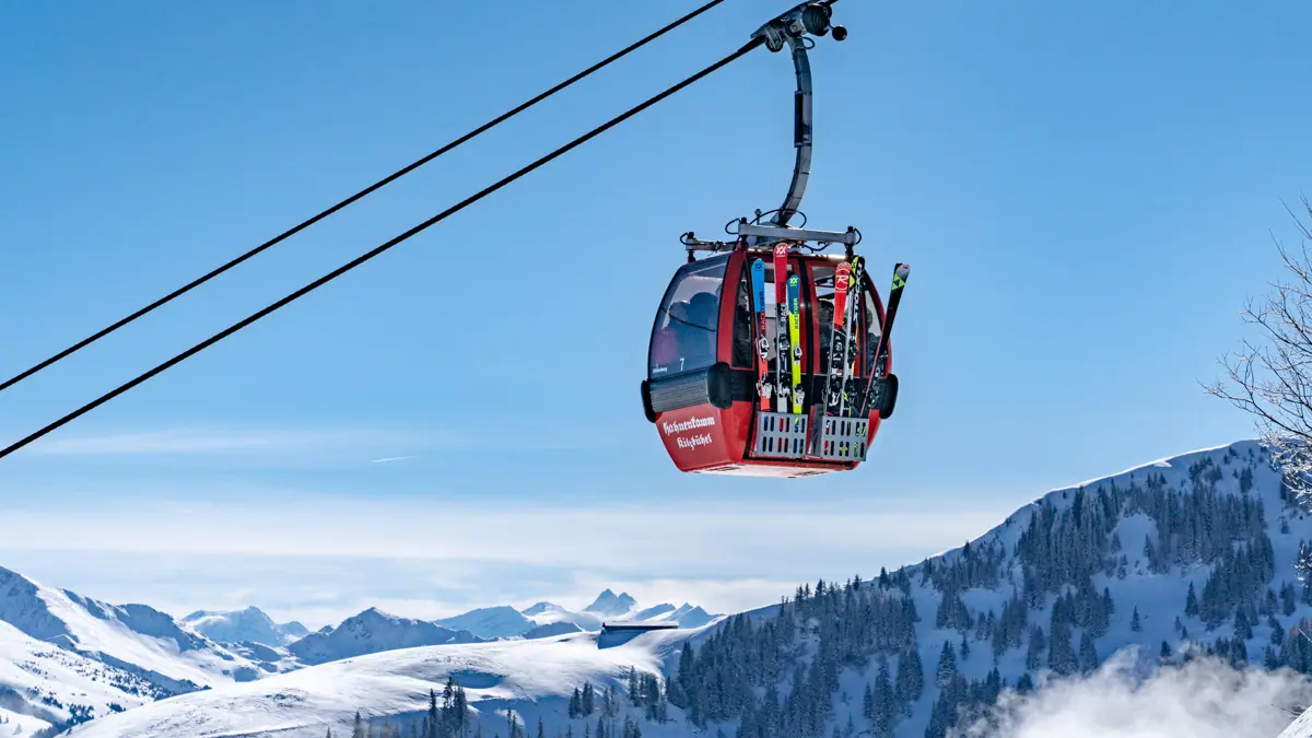 Kitzbuhel Kitzbueheler Alps Skiing Snow Skigebiet Hahenkamm Kitzbuhel Tourism