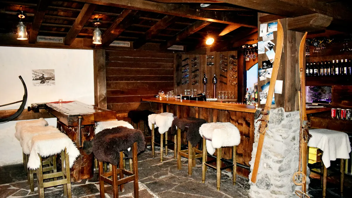 Hotel Silberhorn Wengen Stube Anonym Bar