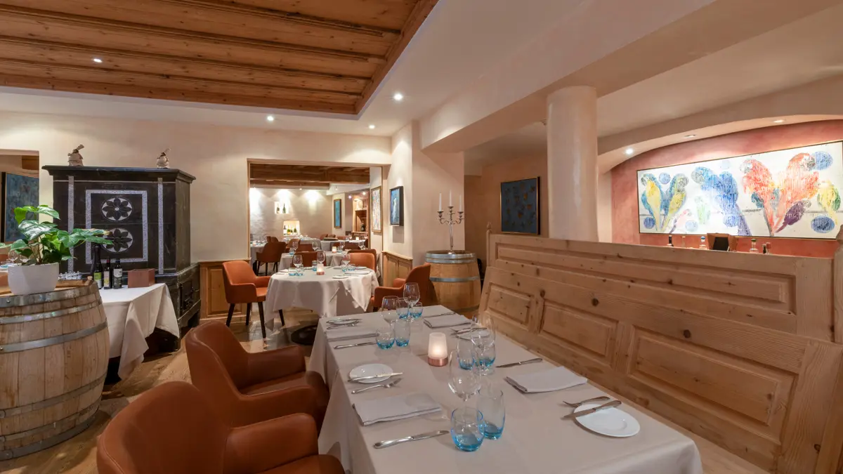 Hotel Monopol St Moritz Restaurant Area