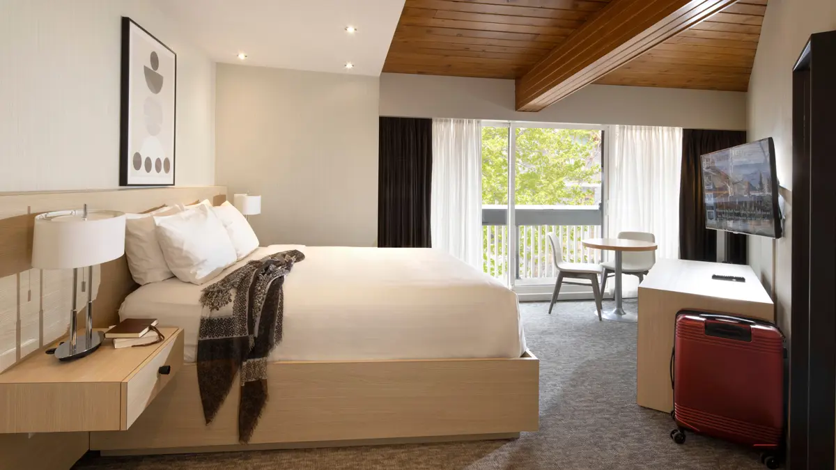 Banff Aspen Lodge Ski Big 3 Premium Room 2