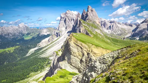 Selva Val Gardena Dolomites Puez Odle Natural Park UNESCO (1)