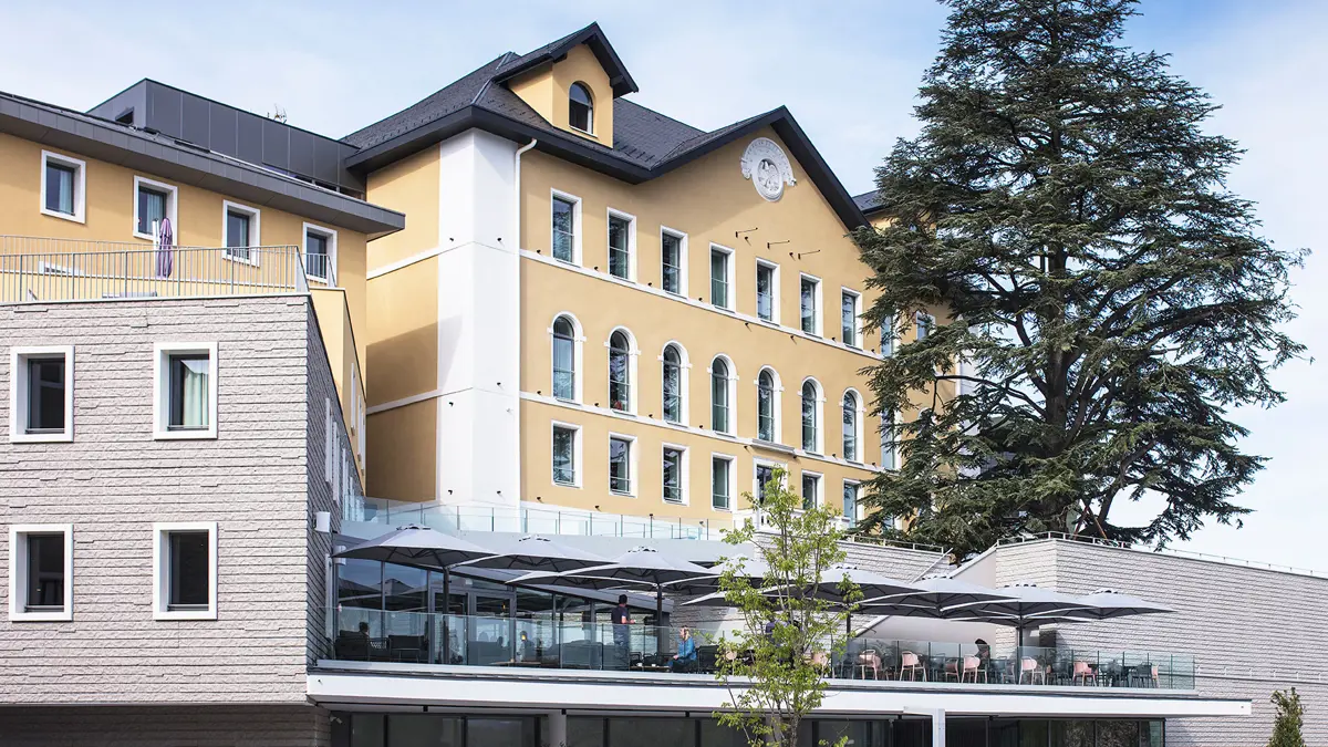 Hotel Le Pelican Lake Annecy Hotel Exterior