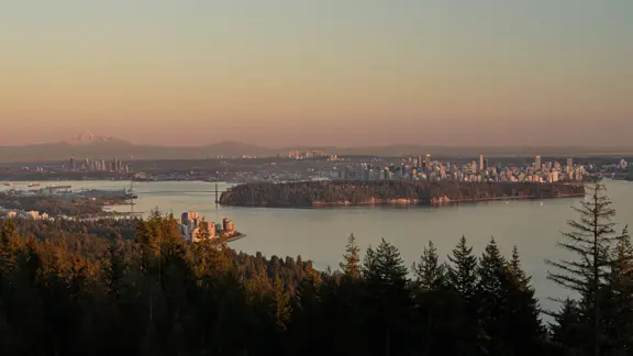 Stanley Park © Destination BC Hubert Kang