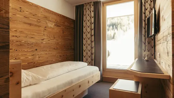 Superior single room