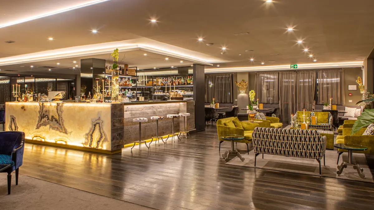 Hotel Spinale, Madonna di Campiglio, Italy, Bar