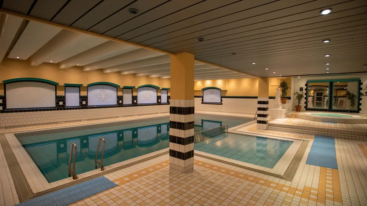 Fleischers Hotel Voss Indoor Swimming Pool 2