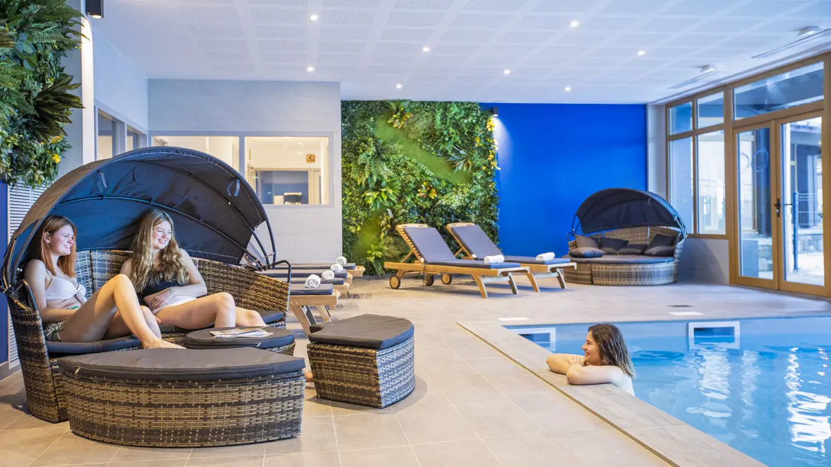 Residence Les Clarines Les Deux Alpes Swimming Pool