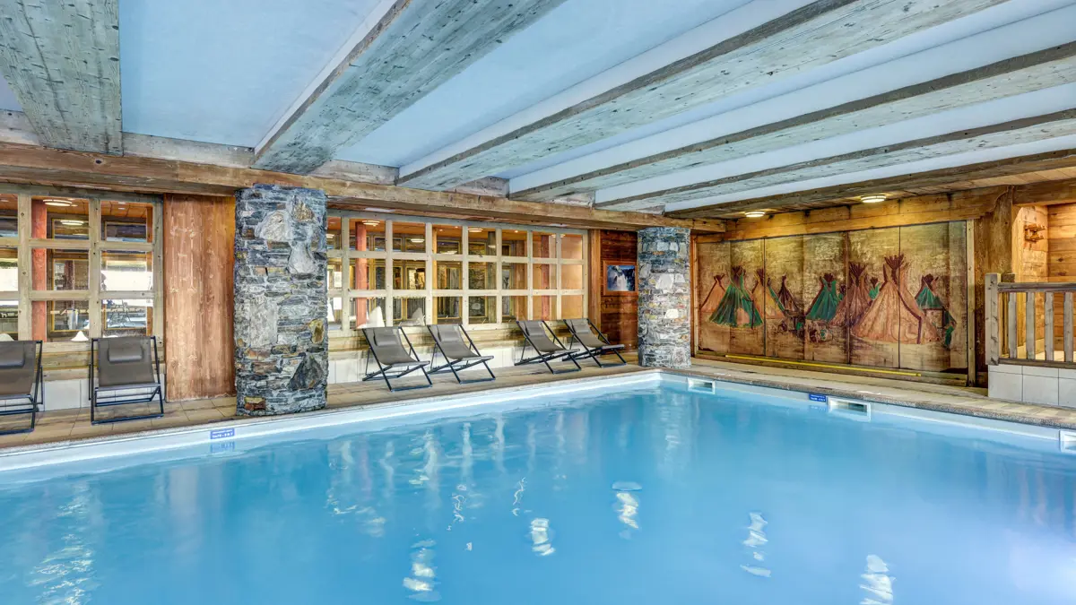 Roselend Apartments Les Arcs Indoor Pool 2