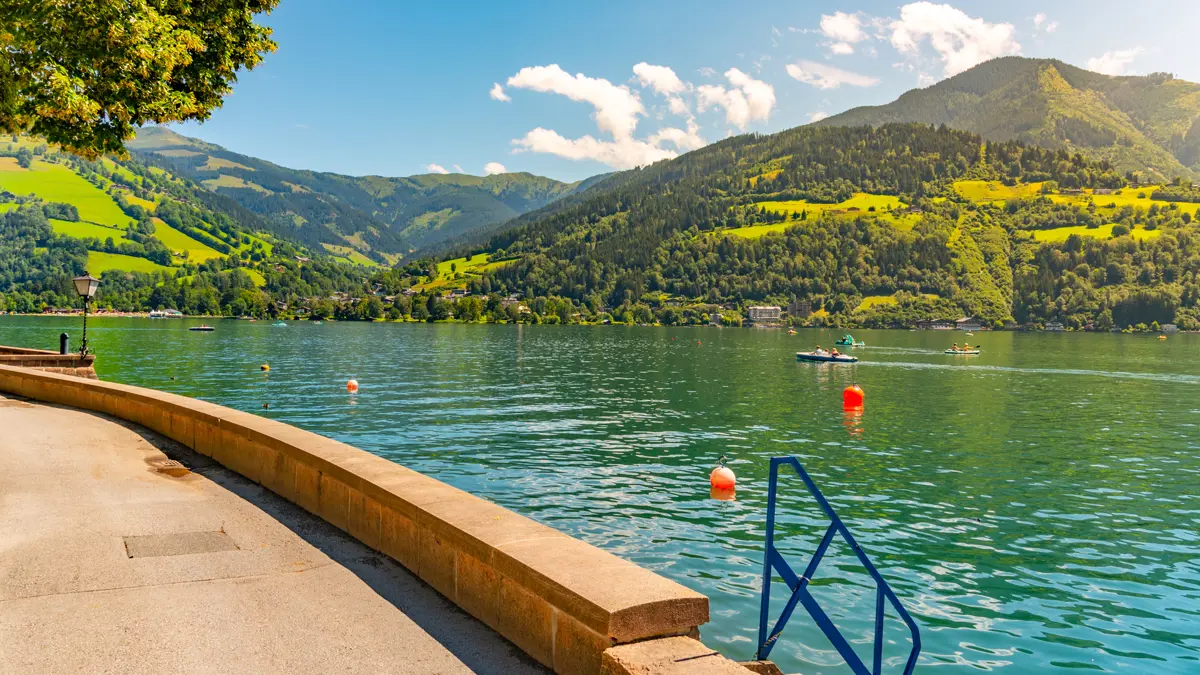 Zell Am See Lakeside Promenade Adobestock 378059846