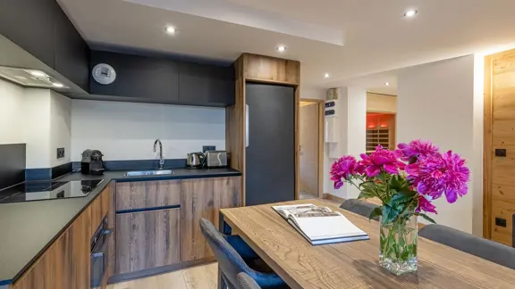 Residence W2050 La Plagne One Bedroom Apartment Kitchen