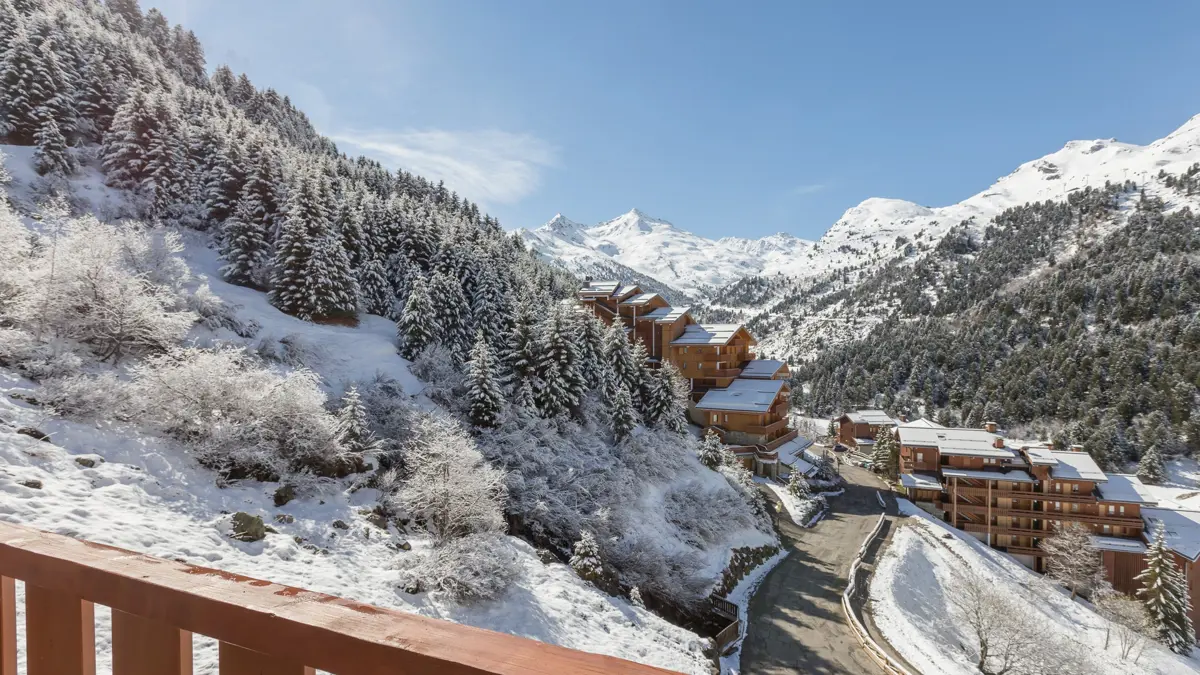 Premium Residence Les Crets Meribel Two Bedroom Apartment 3