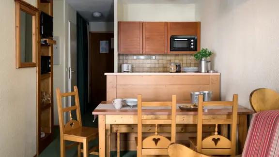 One Bedroom Cabin Apartment