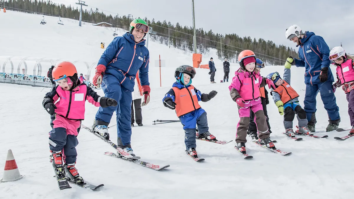 Guide Ski Skiing With Children What To Pack