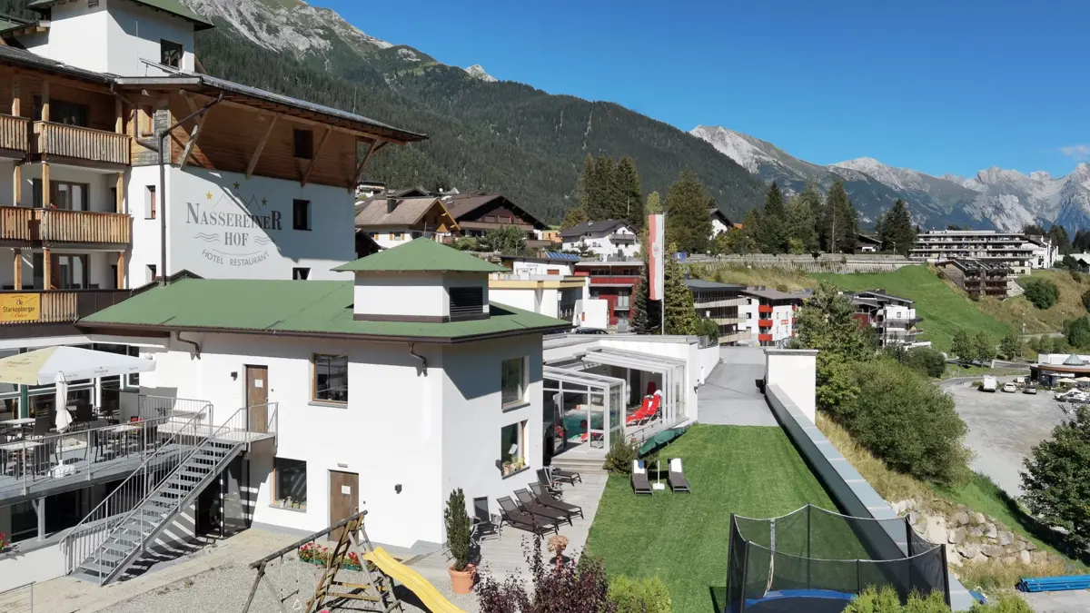 Hotel Nassereinerhof St Anton Garden