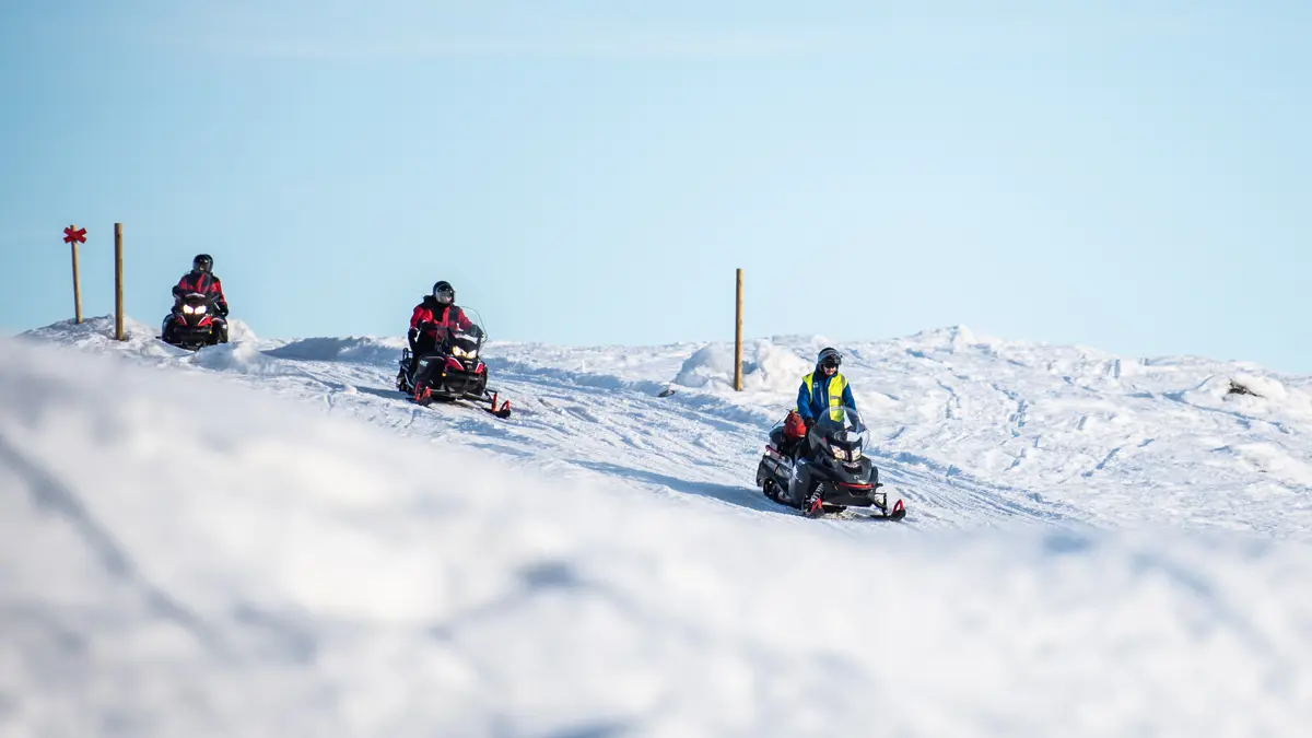 Yllas Finland Snowmobiling (C) Visit Yllas.J