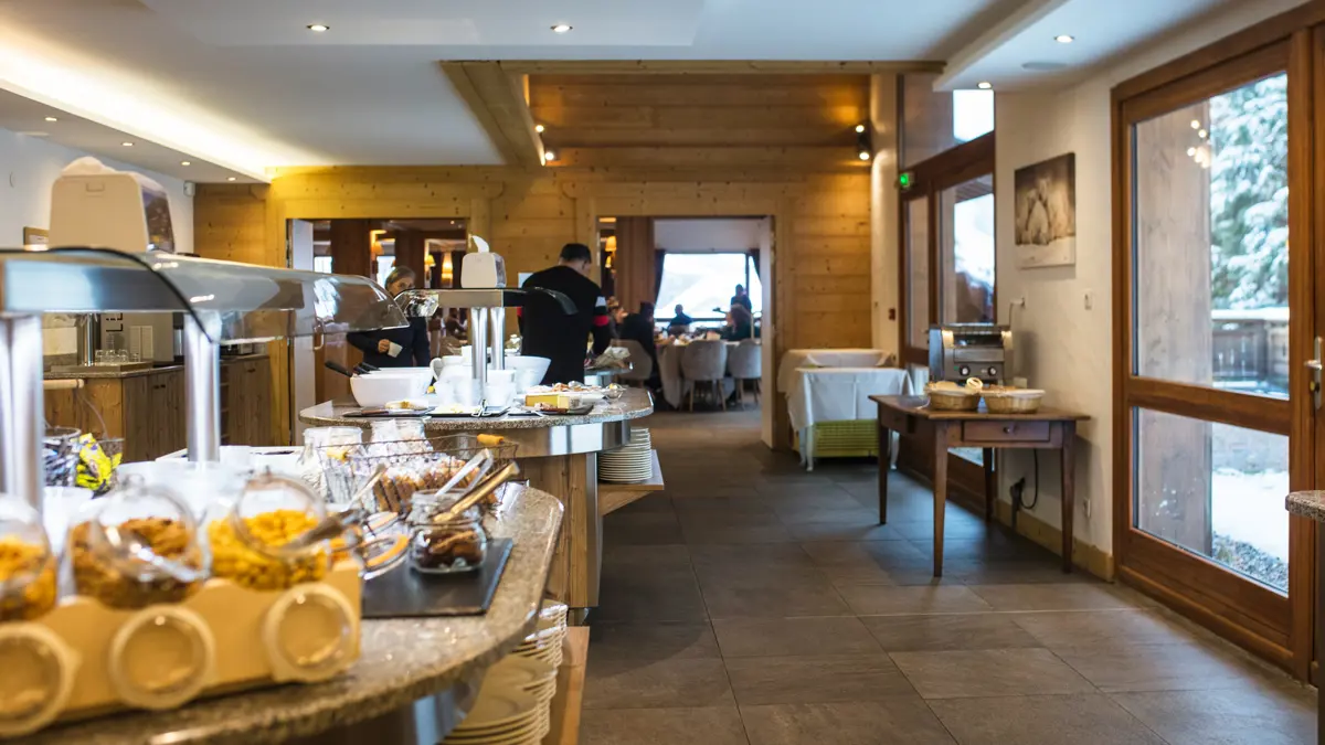 Hotel Alpen Roc La Clusaz Restaurant Buffet