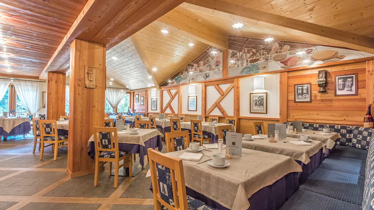 Hotel Lo Scoiattolo Dining Room