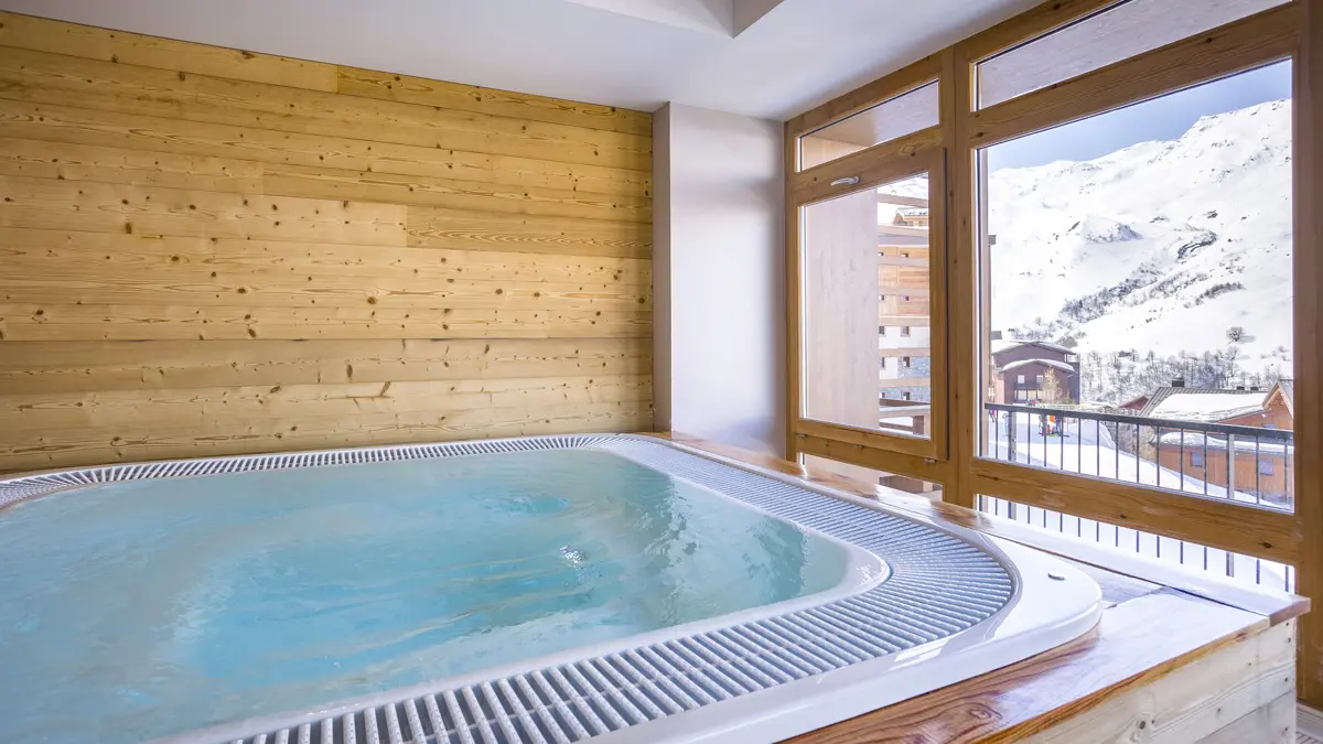 Residence Le Coeur Des Loges Les Menuires Jacuzzi