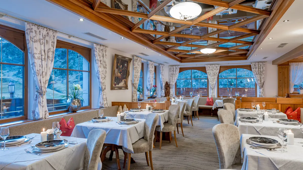 Hotel Wiesental Obergurgl Dining Room 2
