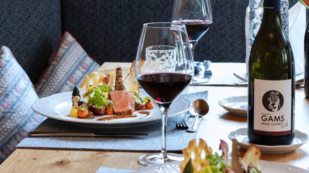 Hotel Stubaierhof Neustift Culinary Experience Copyright Chris Hasibeder