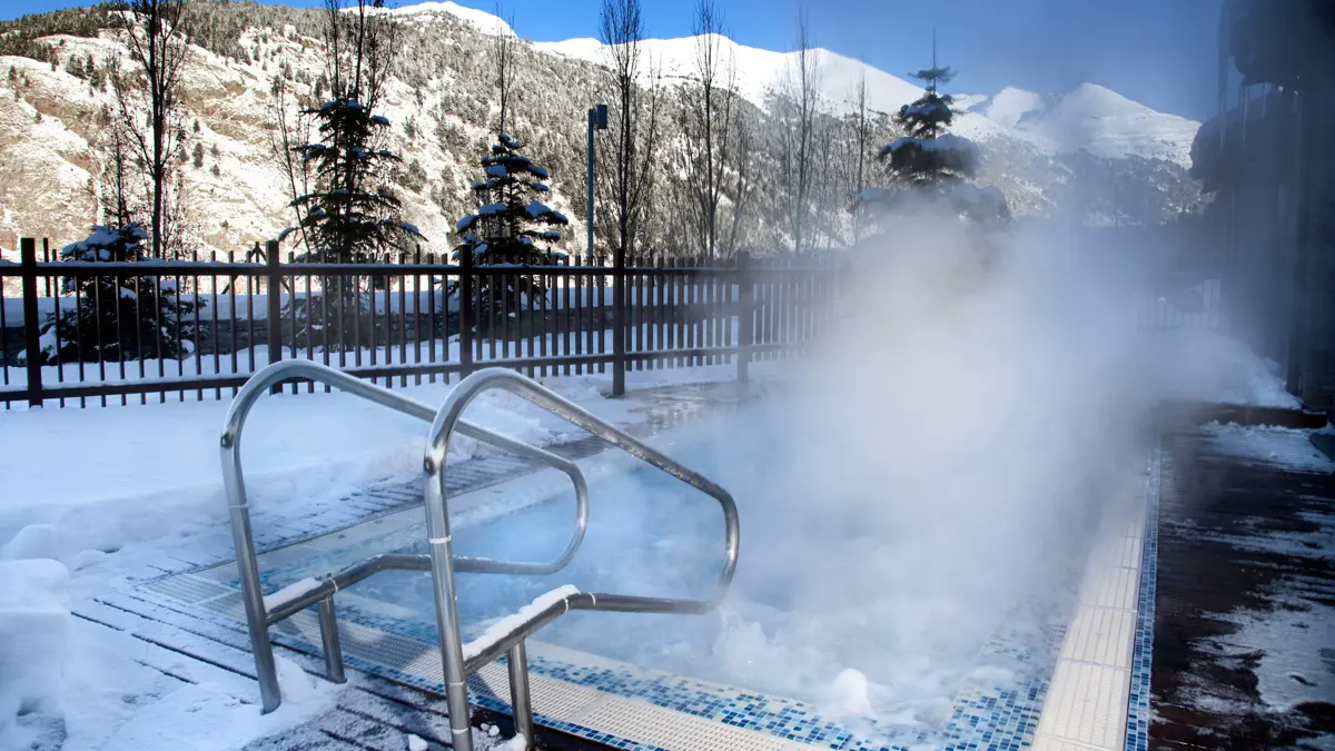 Hotel Piolets Park Soldeu Outdoor Swimming Pool