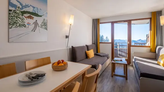 One Bedroom Apartment