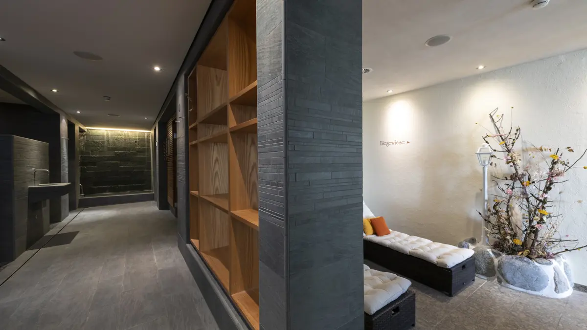 Hotel Romantik Schweizerhof Grindelwald Wellness Loungers