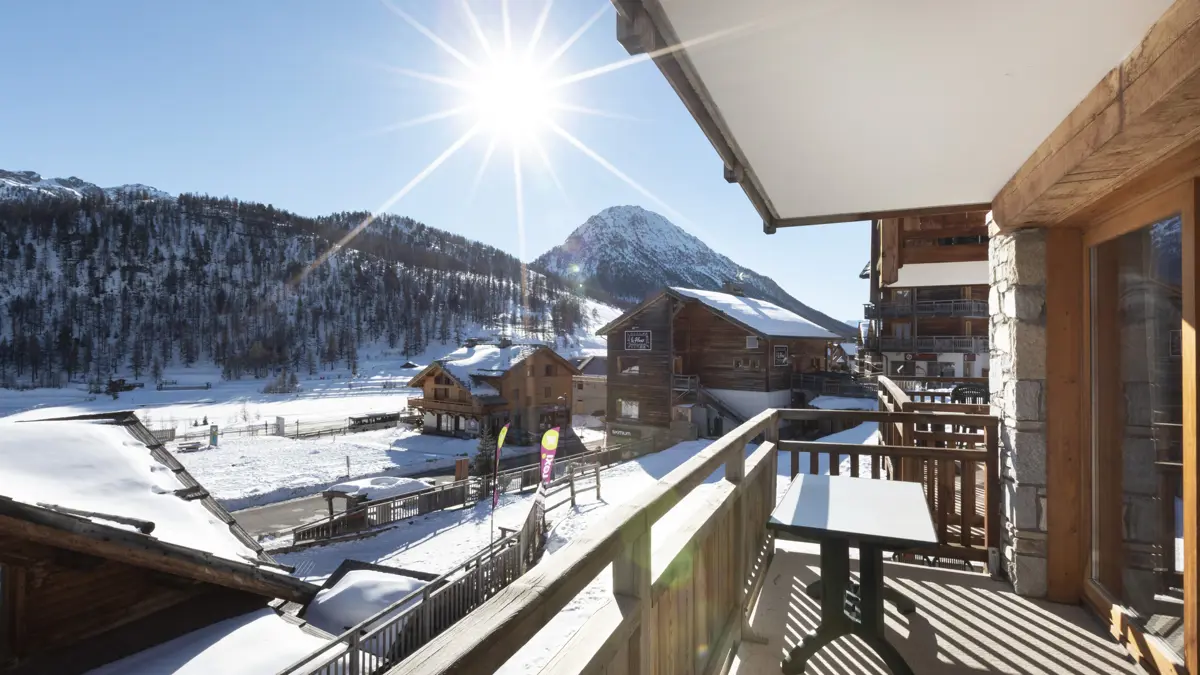 Hameau Des Airelles Apartments Montgenevre One Bedroom. Apartment Balcony