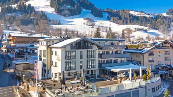 Aktivhotel Schweizerhof Kitzbuhel Exterior Winter