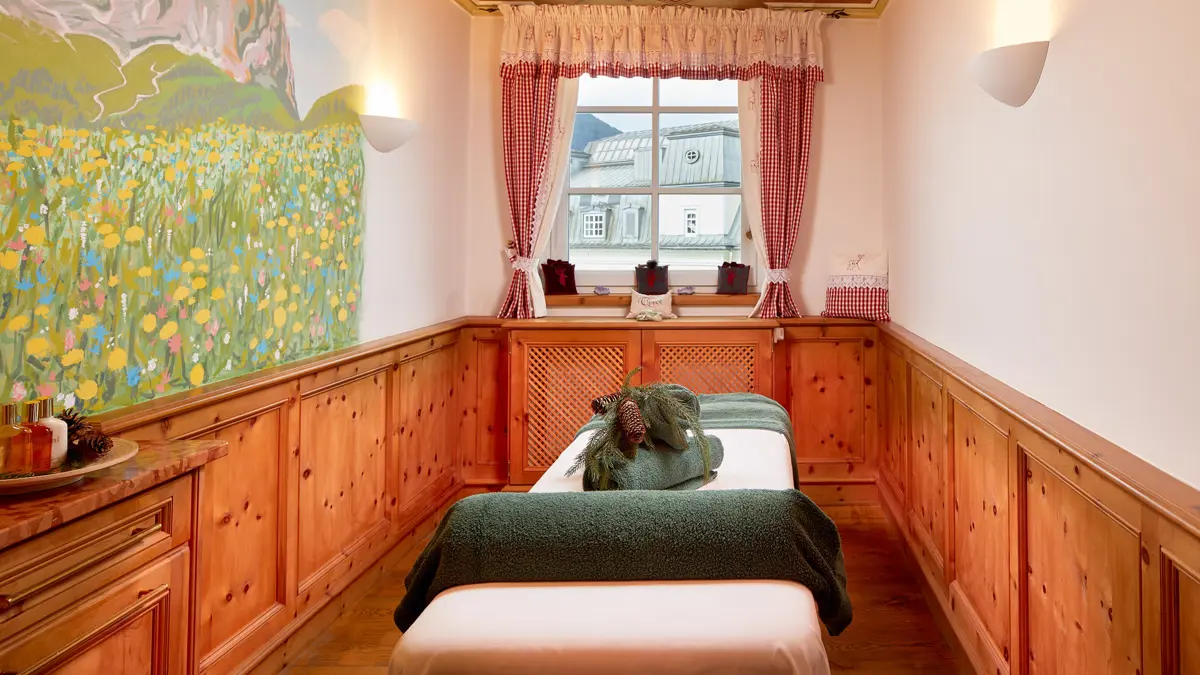 Hotel Grand Zell Am See Massage Room