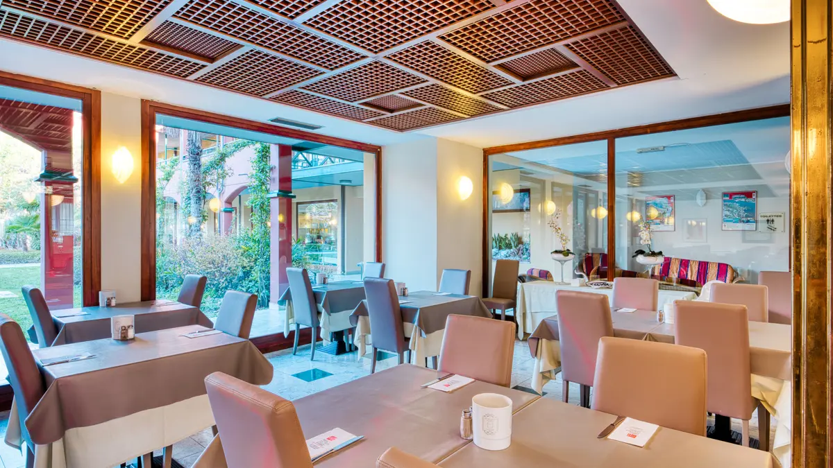 Park Hotel Gritti, Bardolino, Lake Garda, Breakfast Room