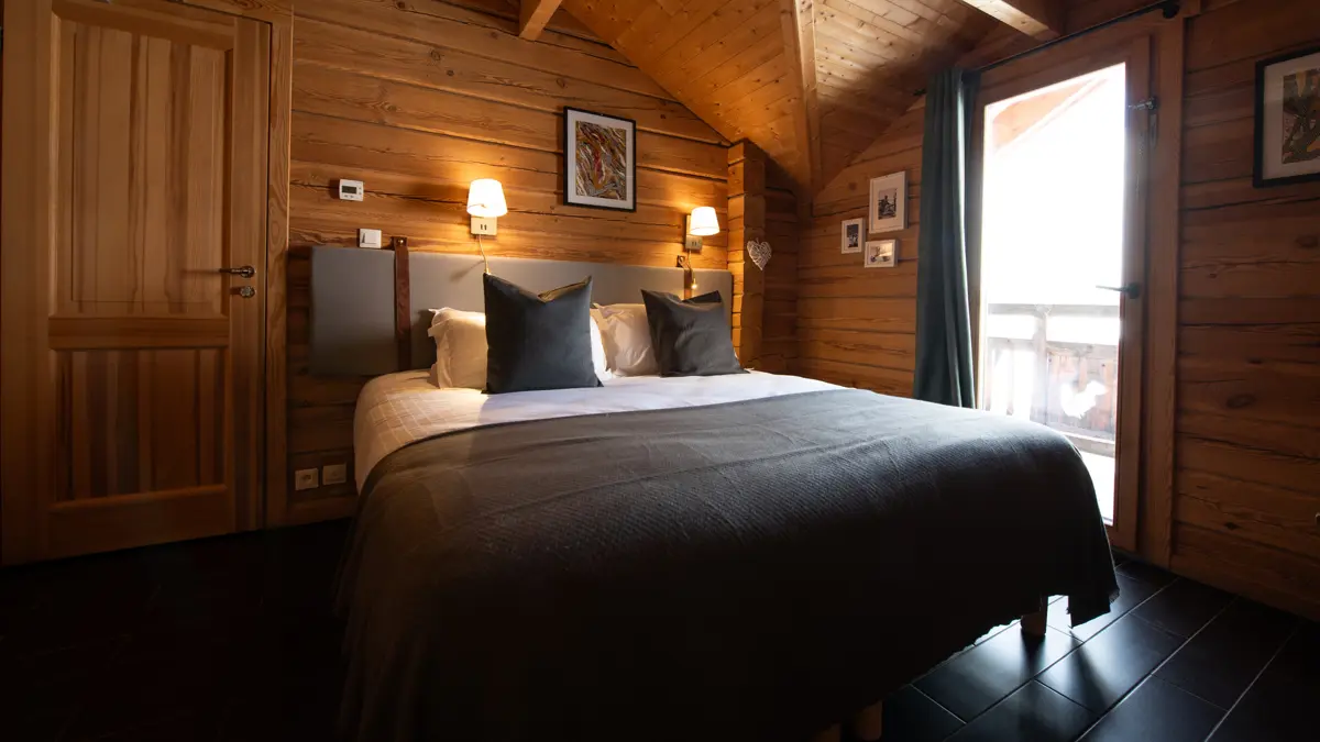 Chalet La Breche Alpe d'Huez Bedroom Five