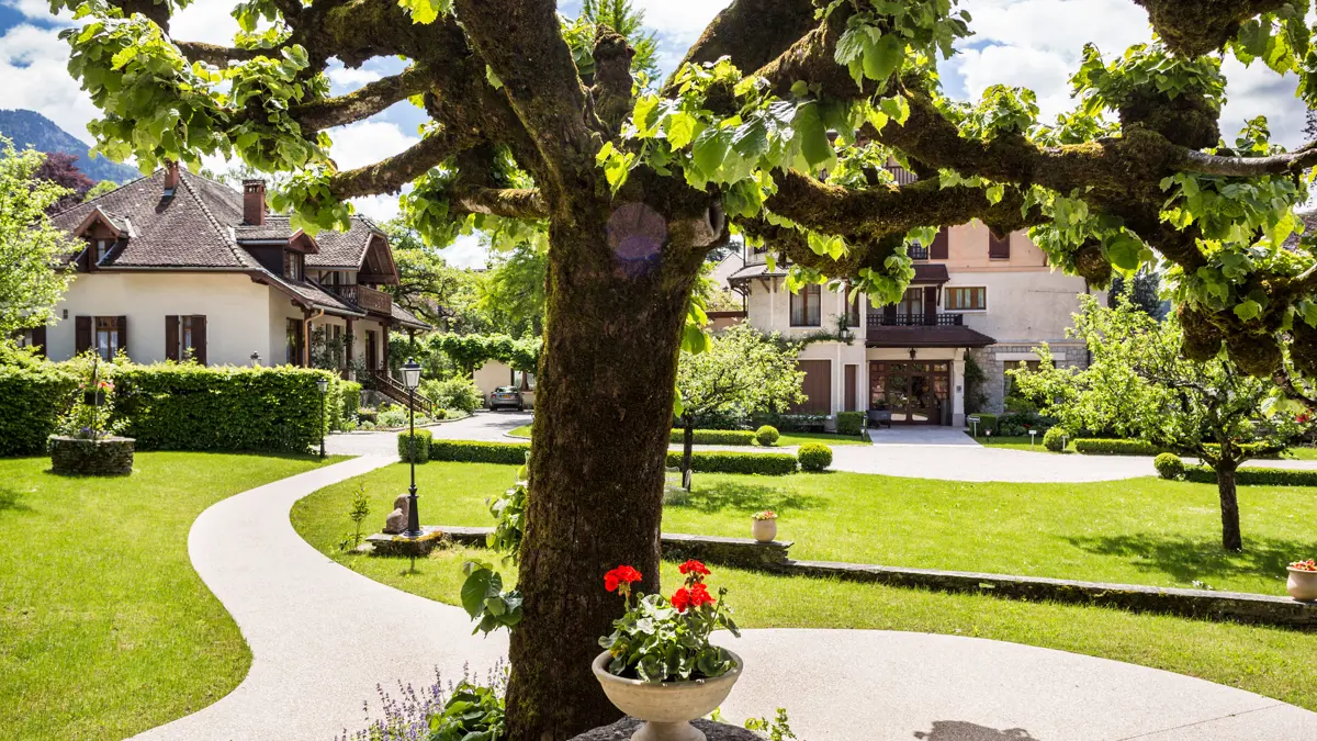 Hotel Le Cottage Lake Annecy Gardens