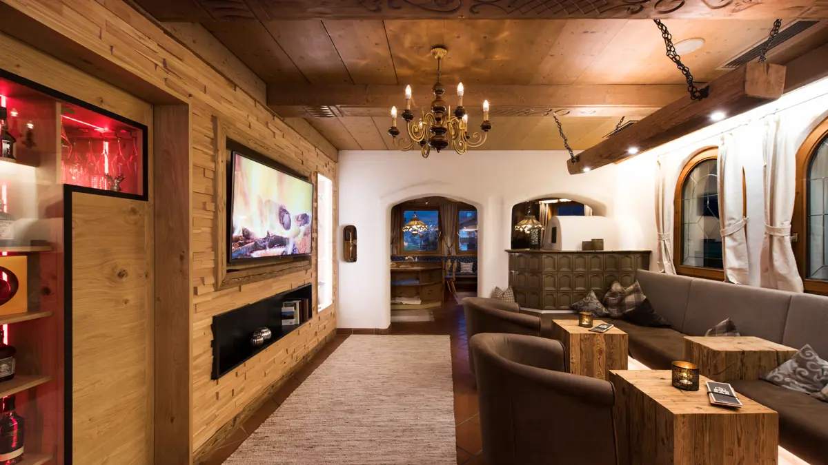 Hotel Stubaierhof Neustift Lounge Area Copyright Chris Hasibeder