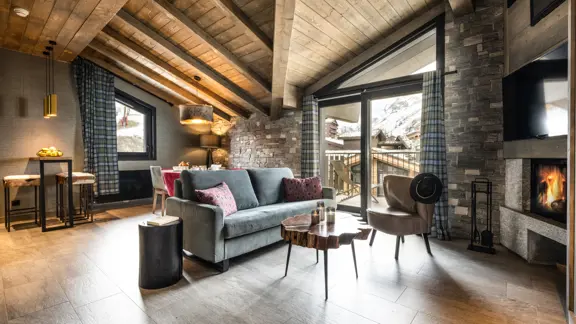 Two bedroom fireplace apartment