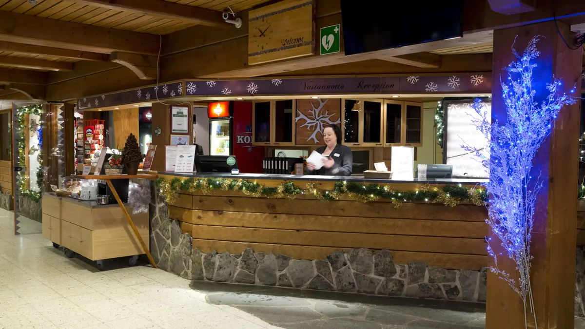 Tunturi Hotel reception 