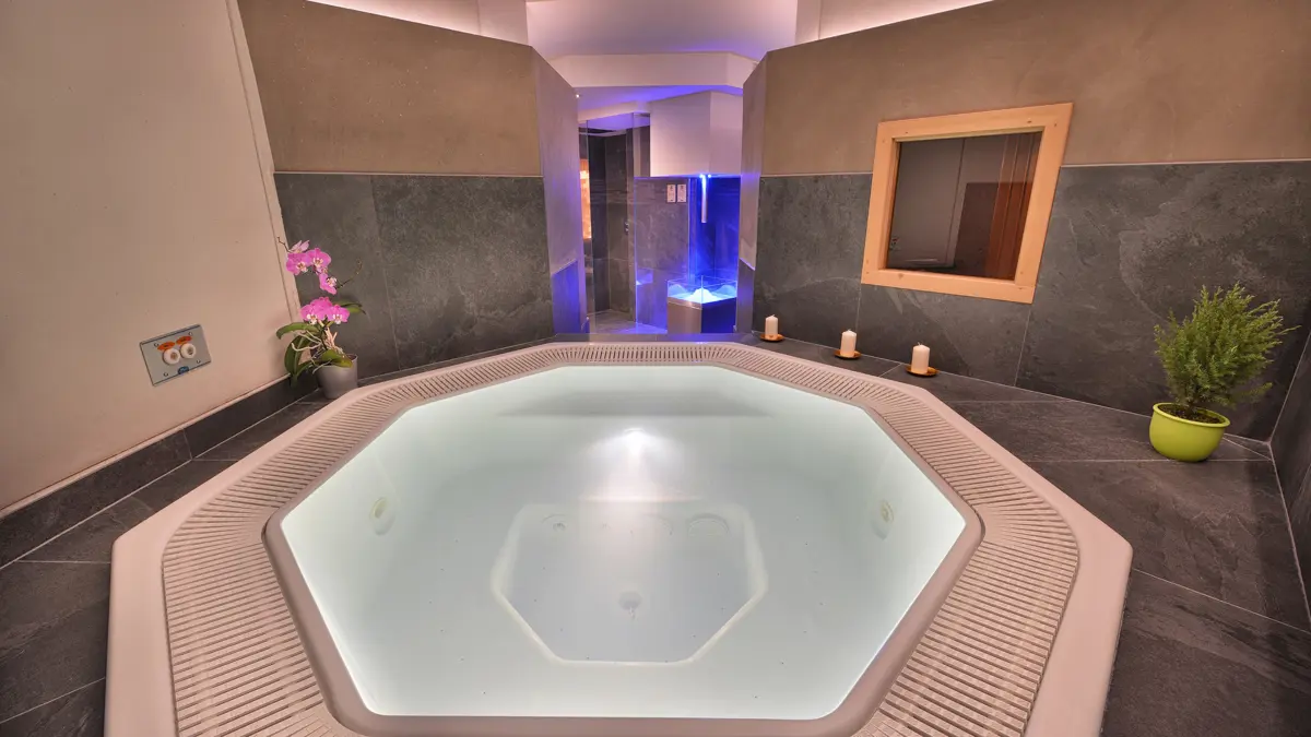 Inghams Italy Livigno Hotel St Michael Whirlpool