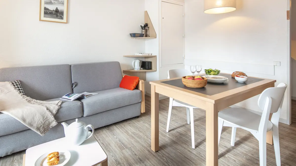 Les Bergers Apartments Alpe D'huez Studio Apartment Living Area 2