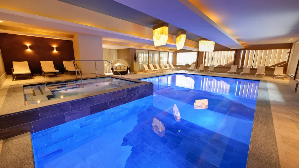 Inghams Italy Dolomites San Cassiano Hotel Diamant Swimming Pool