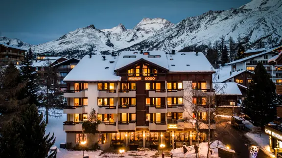 Hotel Allalin Evening Dec 2020 Puzzle Media 0069 2