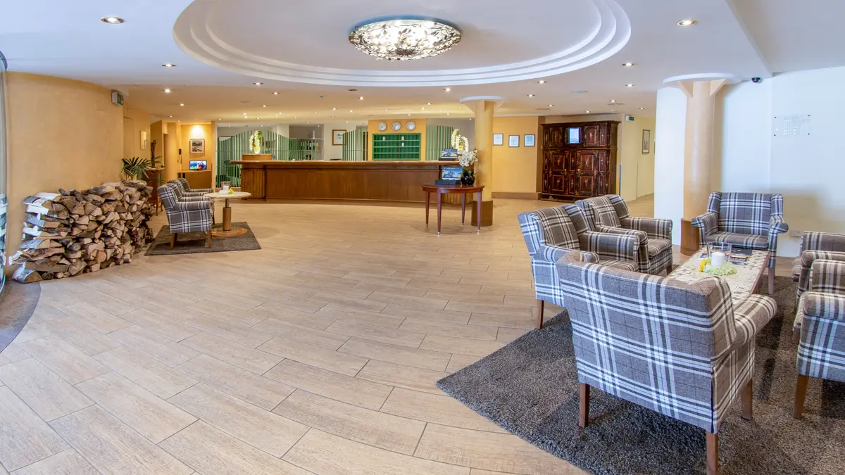 Hotel Silberhorn Wengen Reception