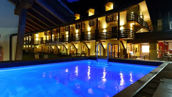 Inghams Italy Monterosa Gressoney Chalet Du Lys Outdoor Pool