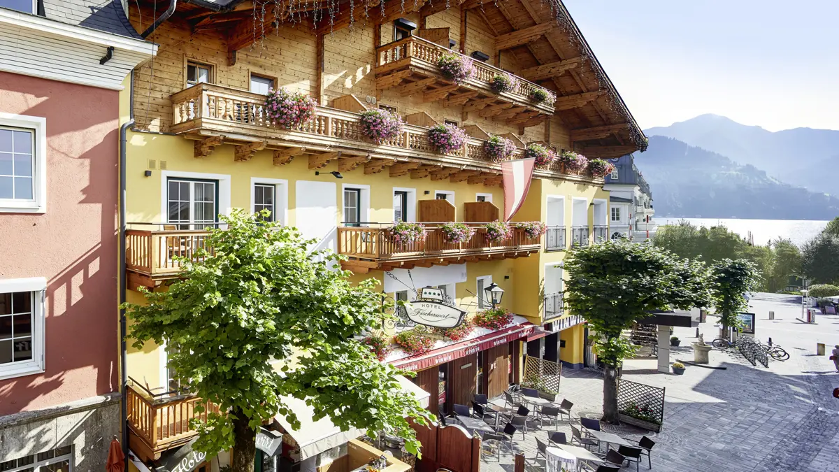 Hotel Fish Inn Zell Am See Exterior