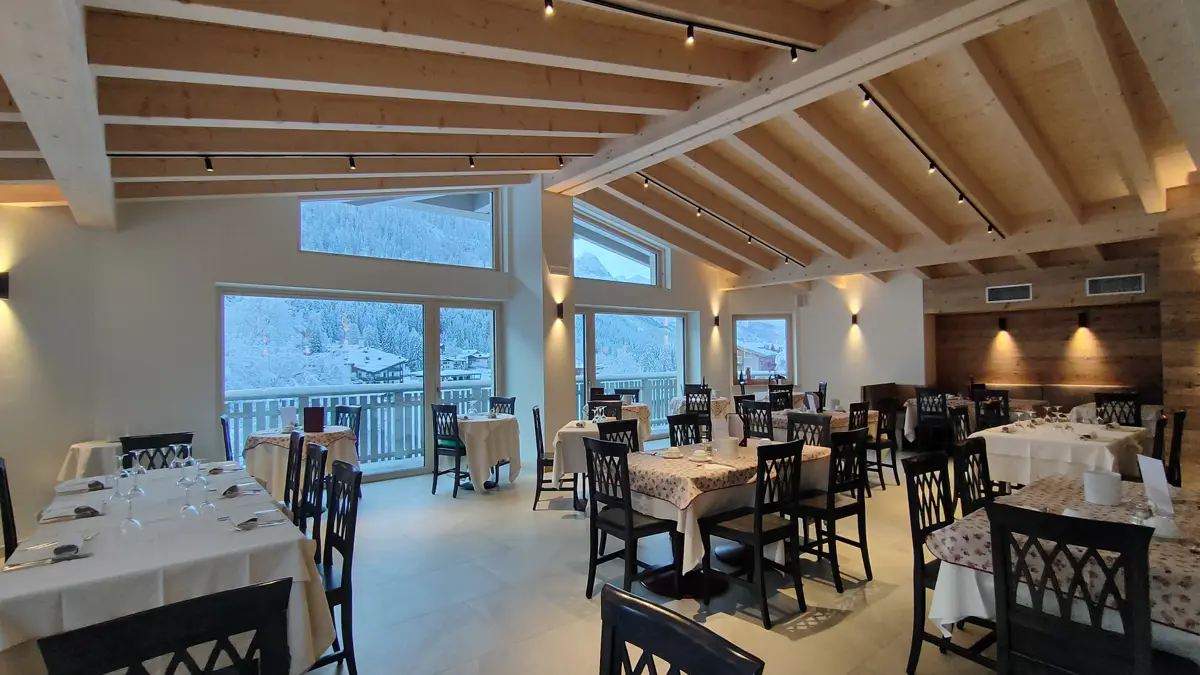 Inghams Italy Madonna Di Campiglio Hotel Ideal Restaurant 2