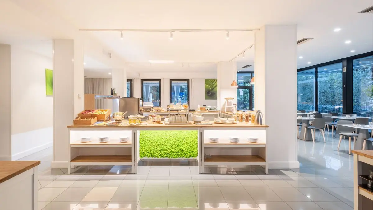 01 DSC 9398 Colazione 1200