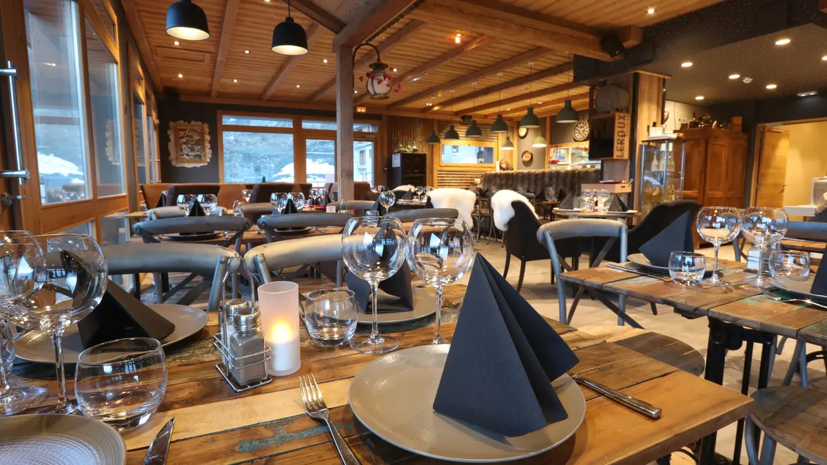 Residence Le Coeur Des Loges Les Menuires .Restaurant