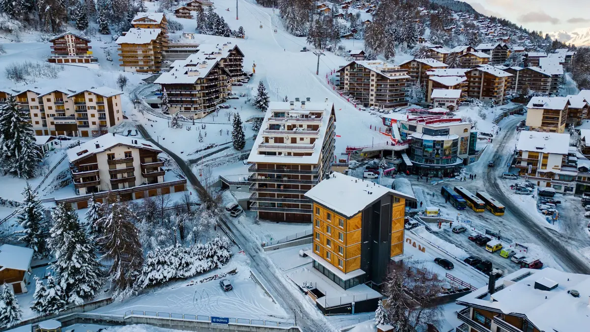 MAD Mount Hotel Nendaz Exterior