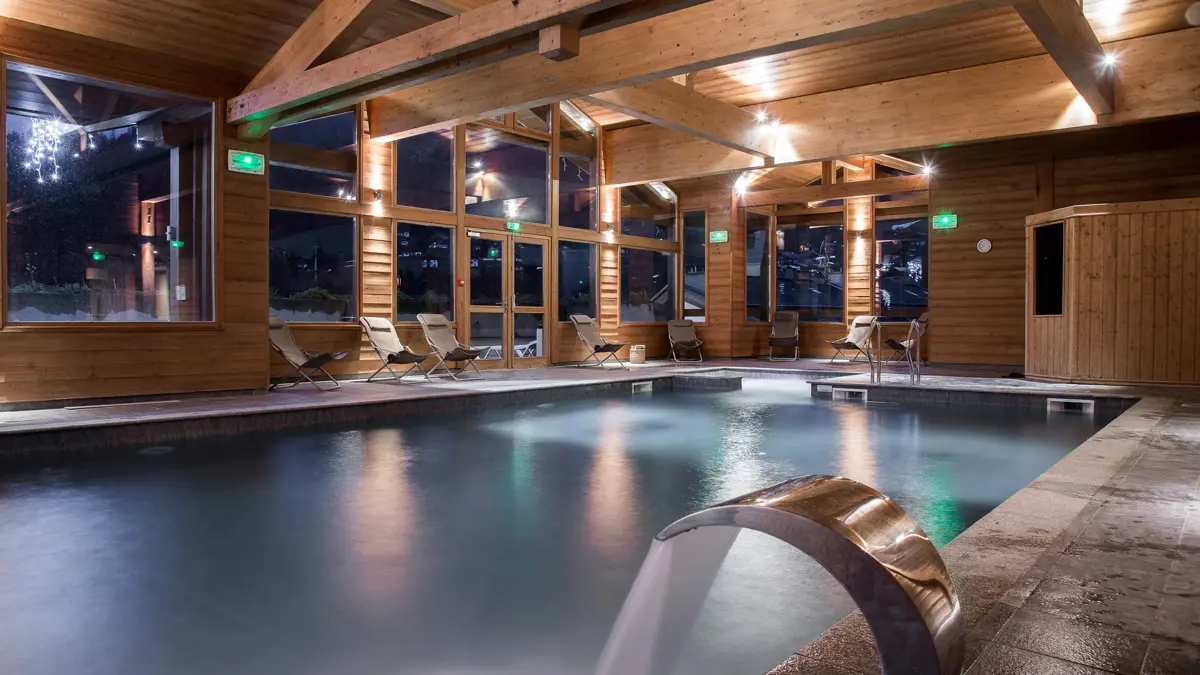 Residence Les Grandes Alpes La Clusaz Pool 5